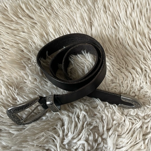 Urban Outfitters Black leather belt - Picture 2 of 7